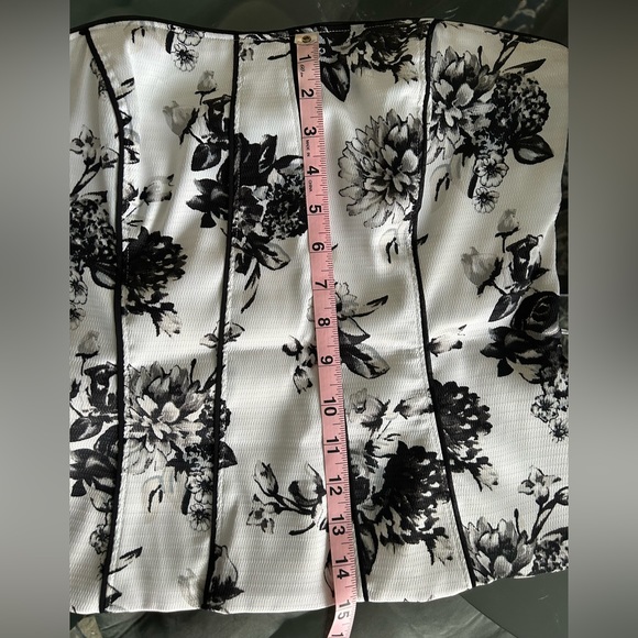 Elegant White House Black Market Bustier - size 10 - Picture 11 of 12